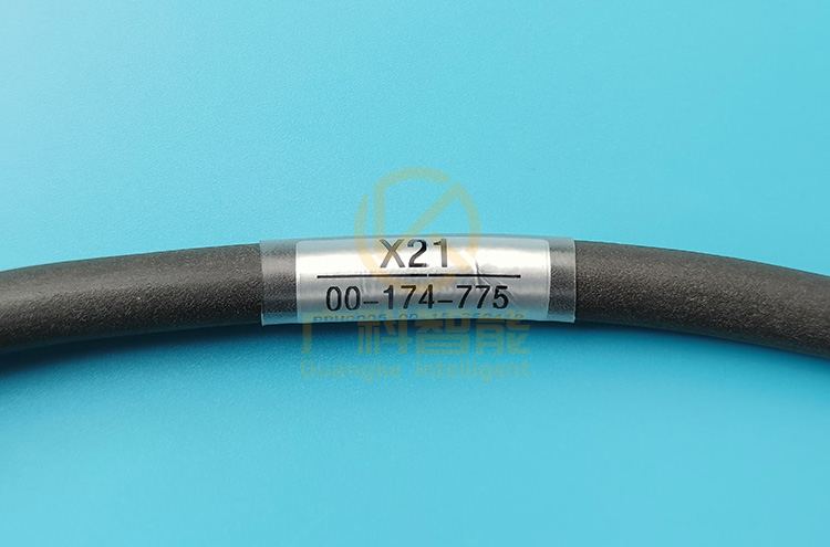 庫(kù)卡15米C4伺服電機(jī)編碼器線纜00-174-775 X21 X31